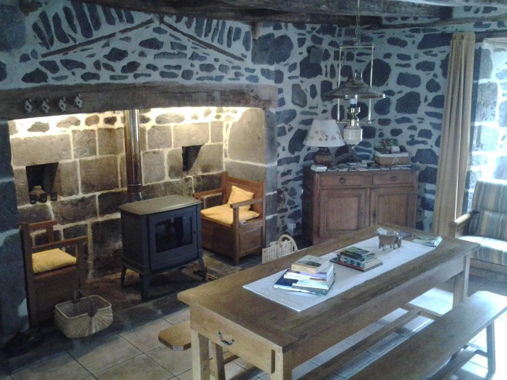 Chambre D'Hotes La Maison De Barrouze Bed & Breakfast ซาเลส์ ภายนอก รูปภาพ